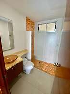 2 Bedroom Beachfront Apartment 2p1-al4 With Pool And Wifi