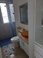 2 Bedroom Beachfront Apartment 2p1-al4 With Pool And Wifi