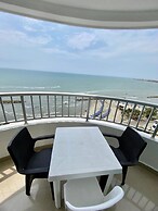 2 Bedroom Beachfront Apartment 2p1-al4 With Pool And Wifi