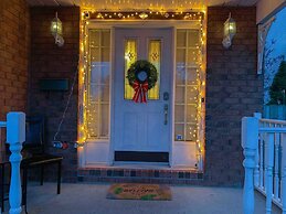 Spacious Family Home Close To Downtown With King Bed Num1