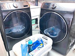 Spacious Family Home Close To Downtown With King Bed Num1