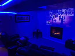 Spacious Family Home Close To Downtown With King Bed Num1