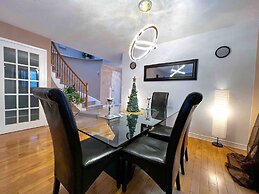 Spacious Family Home Close To Downtown With King Bed Num1