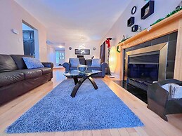 Spacious Family Home Close To Downtown With King Bed Num1