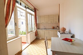 Isabel's House in Otranto 10 Seats