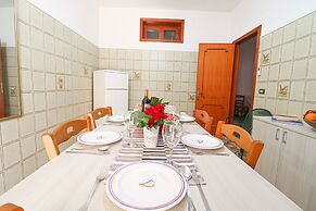 Isabel's House in Otranto 10 Seats