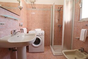 Isabel's House in Otranto 10 Seats