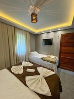milos hotel icarai