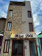 milos hotel icarai