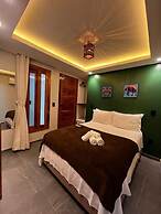 milos hotel icarai