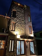 milos hotel icarai