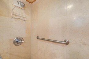 Kaleialoha 213 in Lahaina