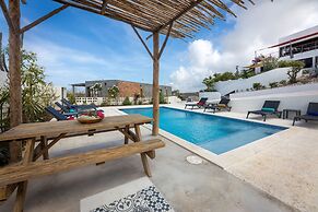 Tiara Apartment - Panoramic View With Beautiful Pool