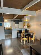 New 2BR Home w Parking Laundry in 580-80