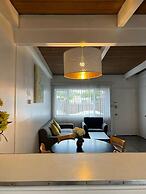 New 2BR Home w Parking Laundry in 580-80