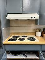 New 2BR Home w Parking Laundry in 580-80