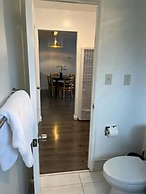 New 2BR Home w Parking Laundry in 580-80