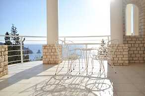 Villa Alibertini With sea View
