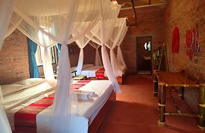 Pu Luong Riverside Lodge