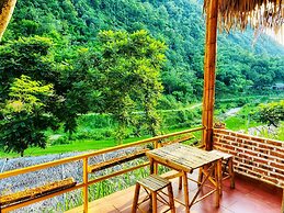 Pu Luong Riverside Lodge