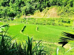 Pu Luong Riverside Lodge