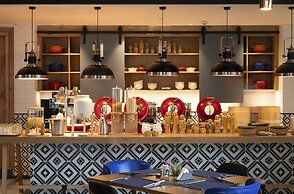 Hangzhou Future SciTech Tongpai Hotel