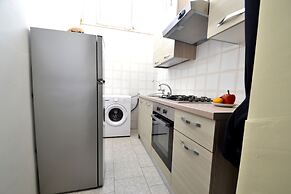 Luce Holiday Home With air Conditioning for 5 Guests