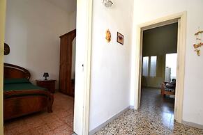 Luce Holiday Home With air Conditioning for 5 Guests