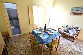 Luce Holiday Home With air Conditioning for 5 Guests