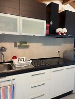 Room in Studio - Studio Apartment With Kitchen in one Room