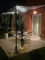Room in Studio - Studio Apartment With Kitchen in one Room