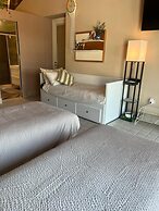 Room in Studio - Studio Apartment With Kitchen in one Room