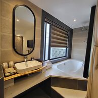 Santori Villa My Khe Beach