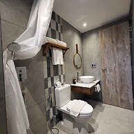 Santori Villa My Khe Beach