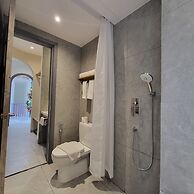 Santori Villa My Khe Beach