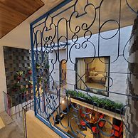 Santori Villa My Khe Beach