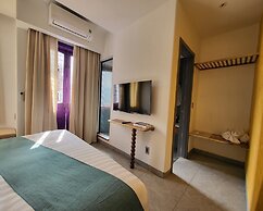 Santori Villa My Khe Beach