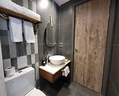 Santori Villa My Khe Beach