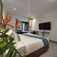 Santori Villa My Khe Beach