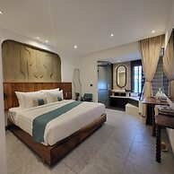 Santori Villa My Khe Beach