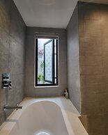 Santori Villa My Khe Beach