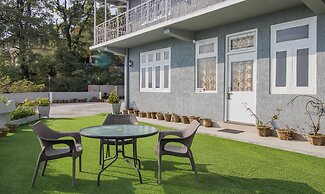 Treebo Raj Mall Road