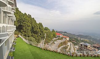 Treebo Raj Mall Road