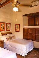 4cb4-1 Old Colonial House In the Historic Center With Pool Breakfast a