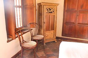 4cb4-1 Old Colonial House In the Historic Center With Pool Breakfast a