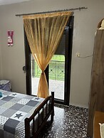 ''Mary's House'' Entire residence Olympiada Halkidiki Near to See 200m