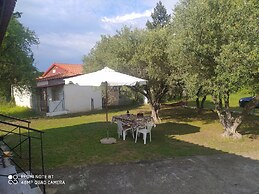 ''Mary's House'' Entire residence Olympiada Halkidiki Near to See 200m