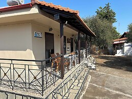 ''Mary's House'' Entire residence Olympiada Halkidiki Near to See 200m