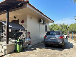 ''Mary's House'' Entire residence Olympiada Halkidiki Near to See 200m