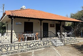 ''Mary's House'' Entire residence Olympiada Halkidiki Near to See 200m